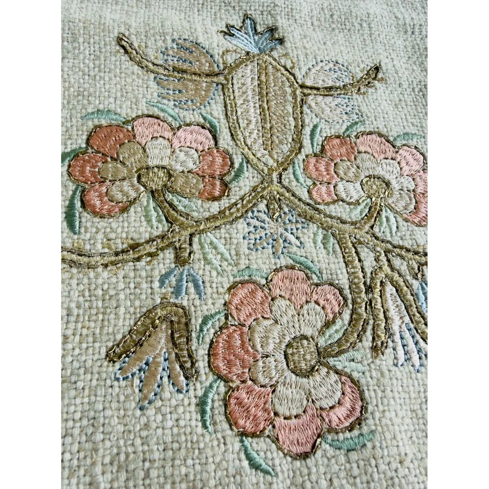 Pottery Barn Saige Embroidered Cotton/Linen 20